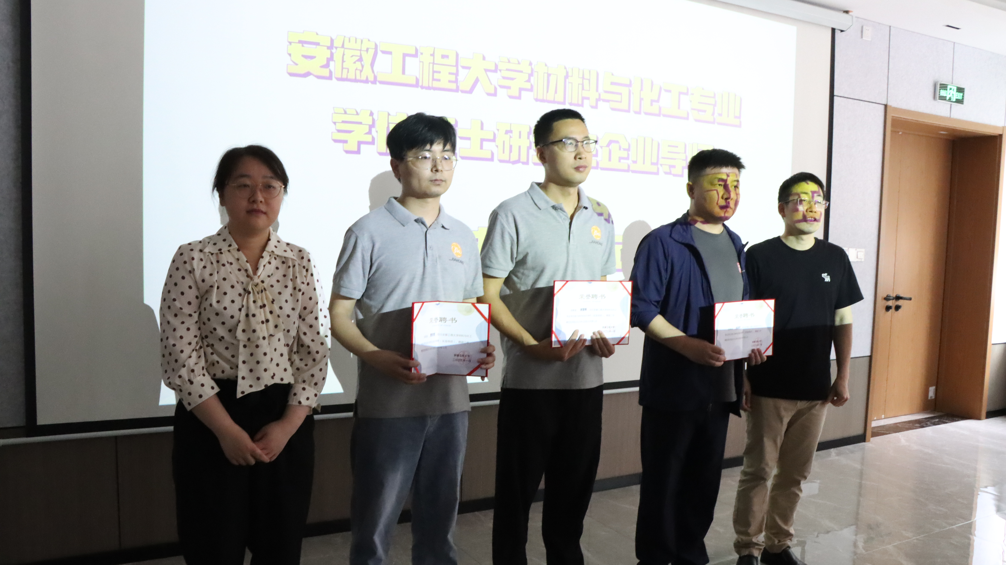 163am������·