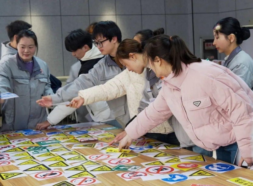 163am������·